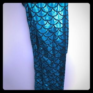 Metallic mermaid leggings
